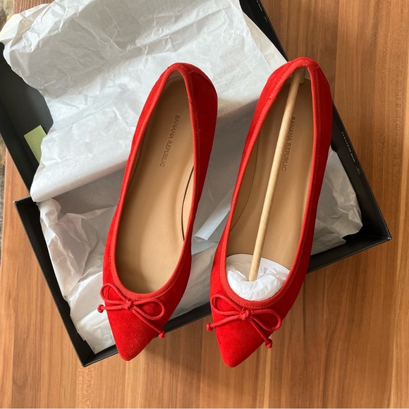 Banana Republic Shoes - Banana Republic Ballet Flats